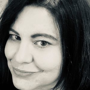 Meet your Posher, Jenn